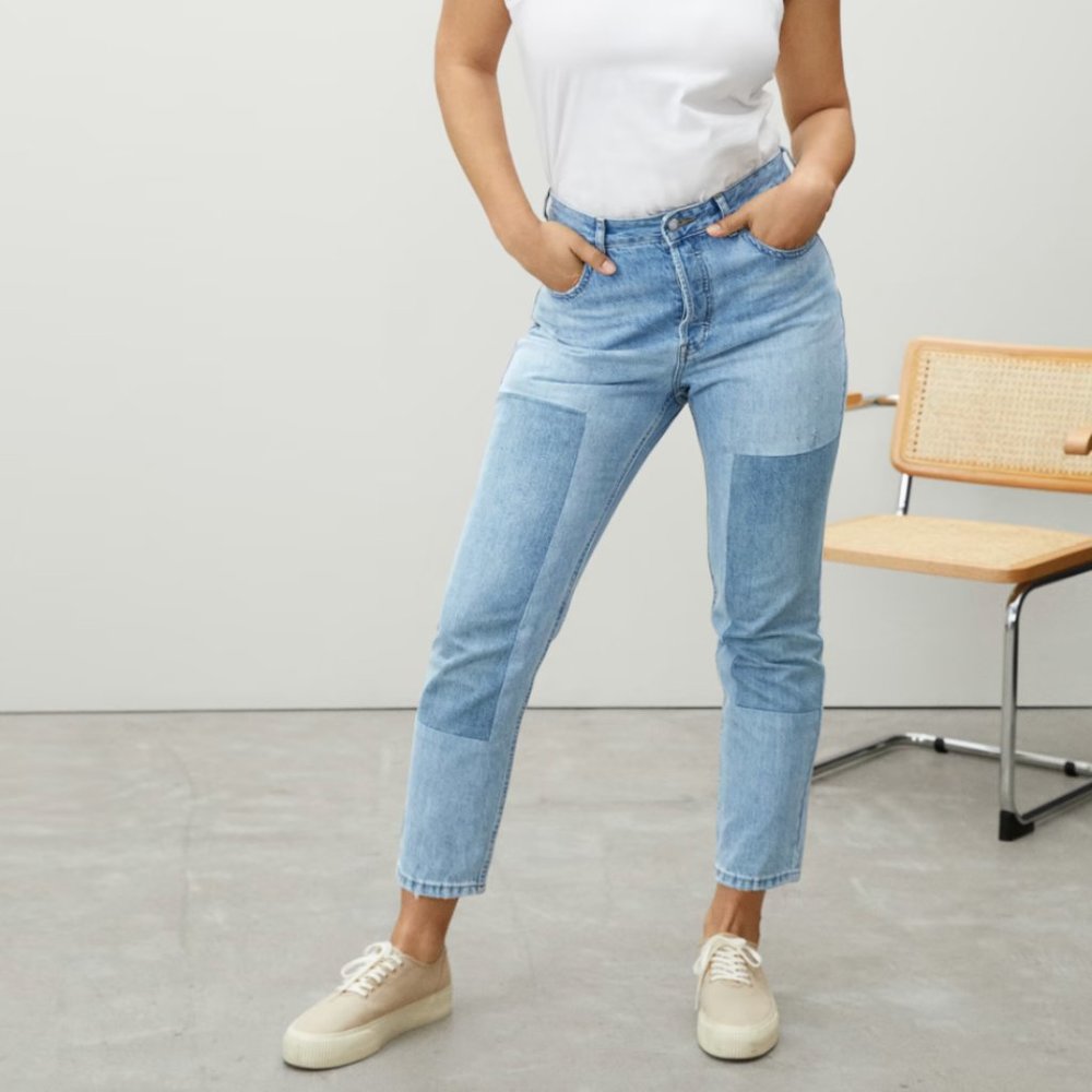The Curvy ’90s Cheeky Jean